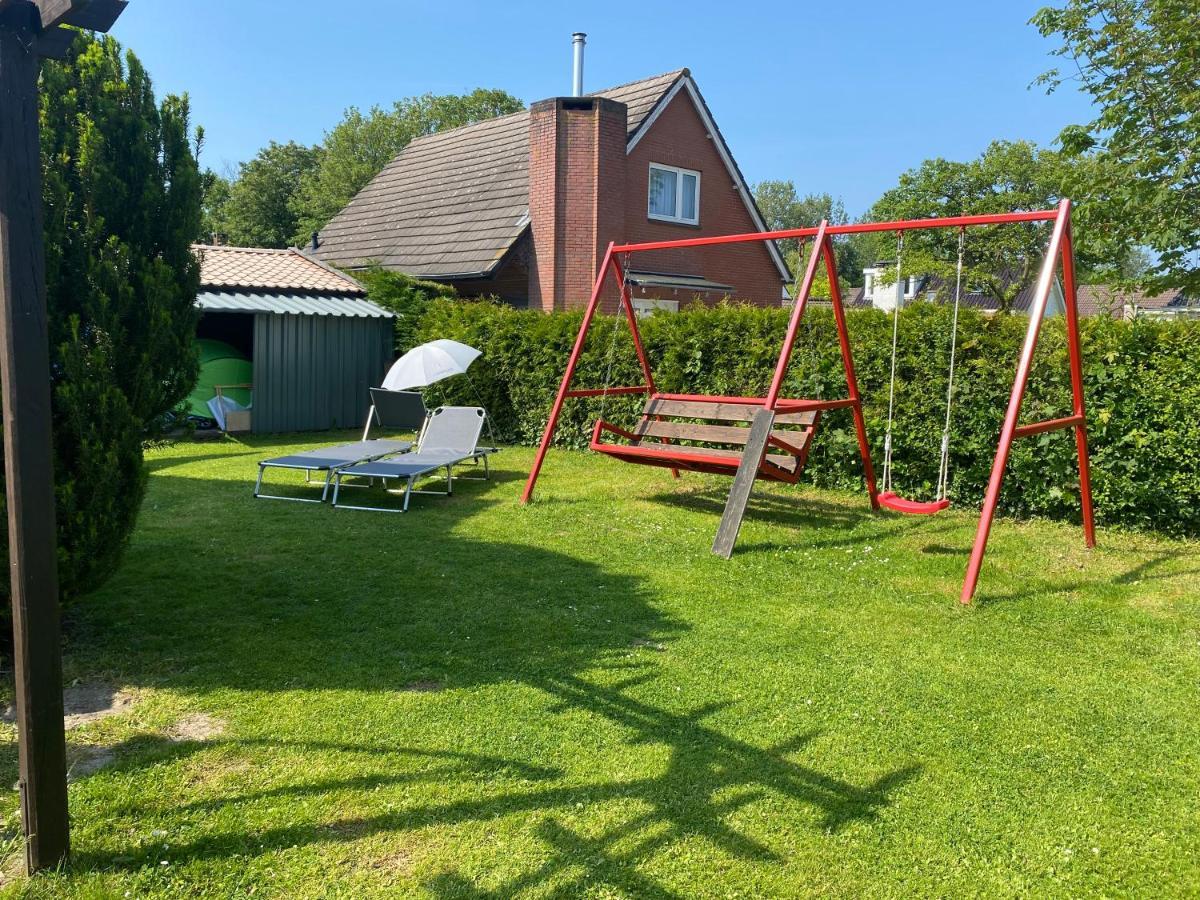 Traumhaftes Geraeumiges Ferienhaus In Meernaehe Bruinisse Exterior foto