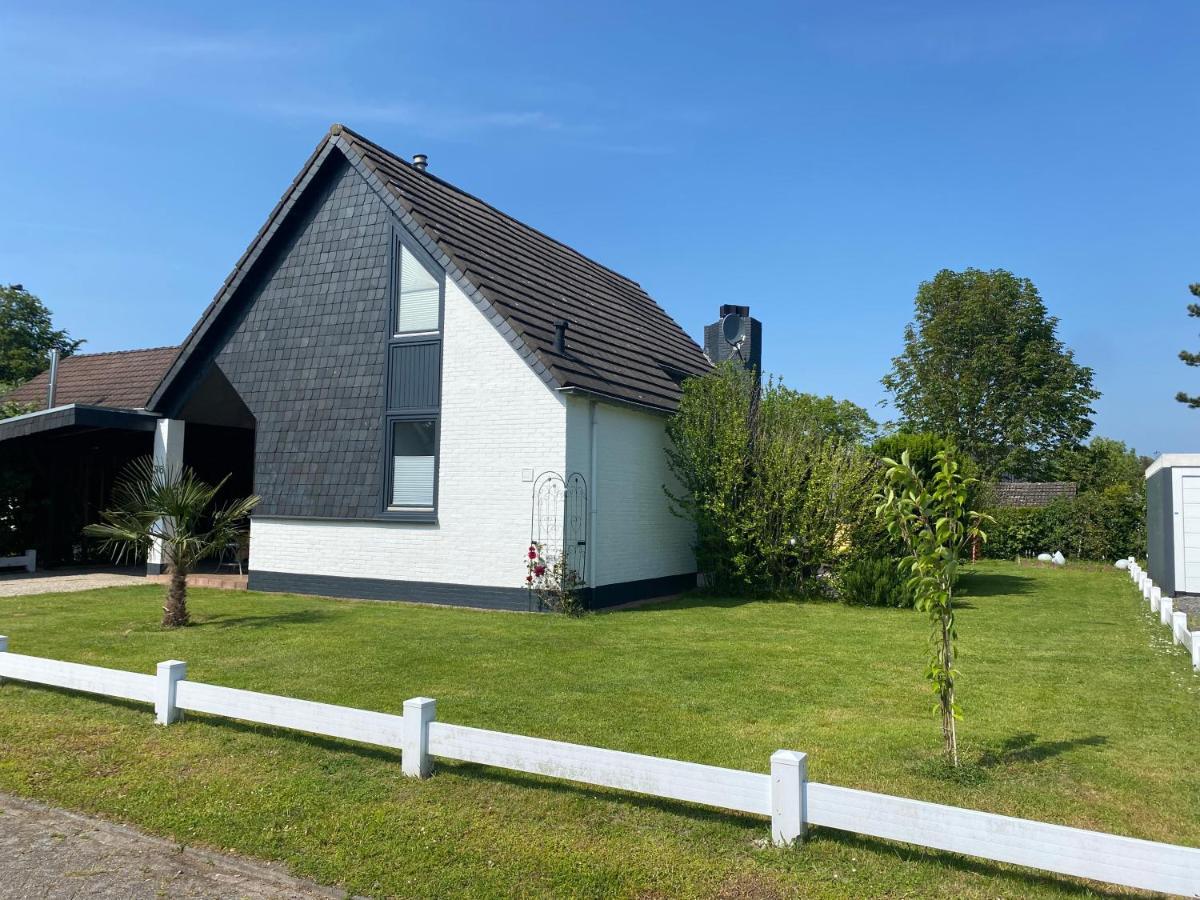 Traumhaftes Geraeumiges Ferienhaus In Meernaehe Bruinisse Exterior foto